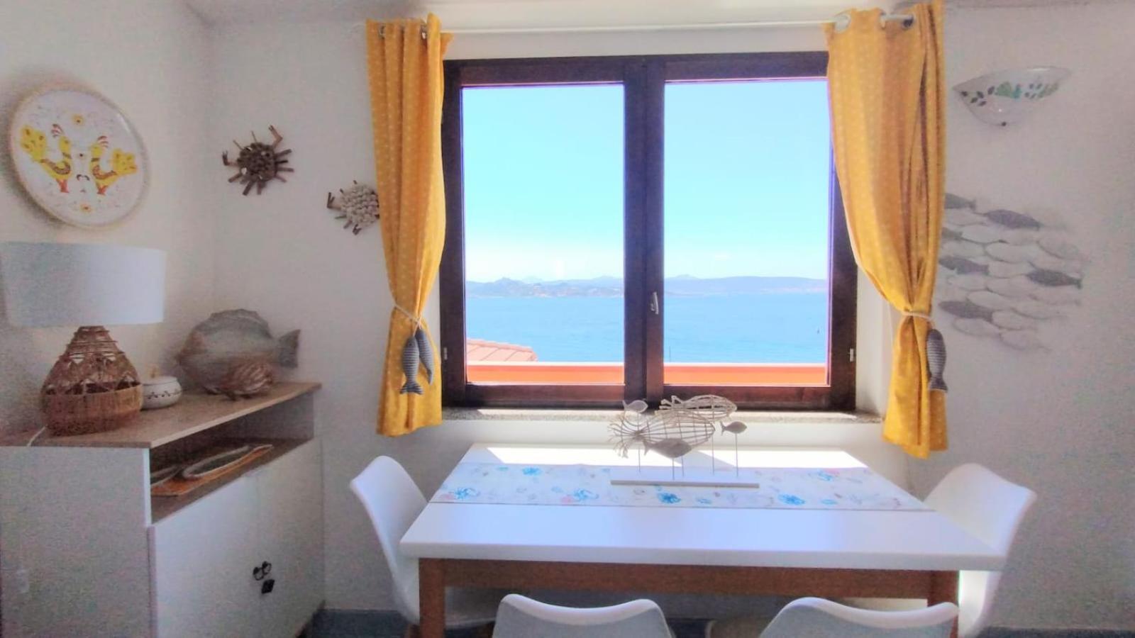 לה מדלנה Appartamentino Panoramico...Con Finestra Sul Mare! מראה חיצוני תמונה